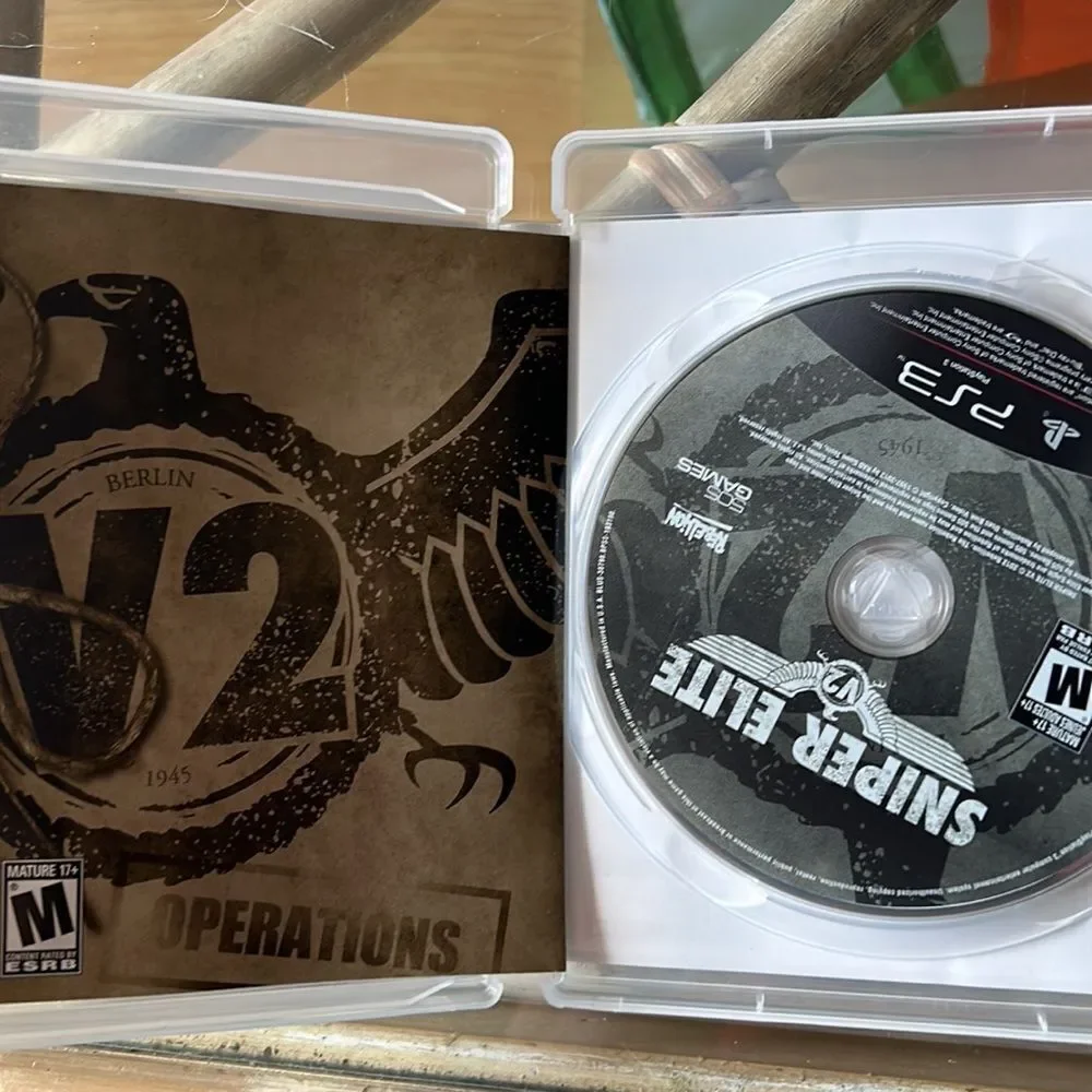 🐶2 PS3 GAMES sniper elite/ ghost recon